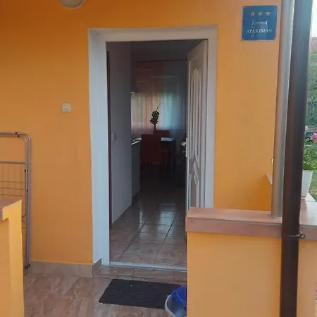Apartman Sneky *